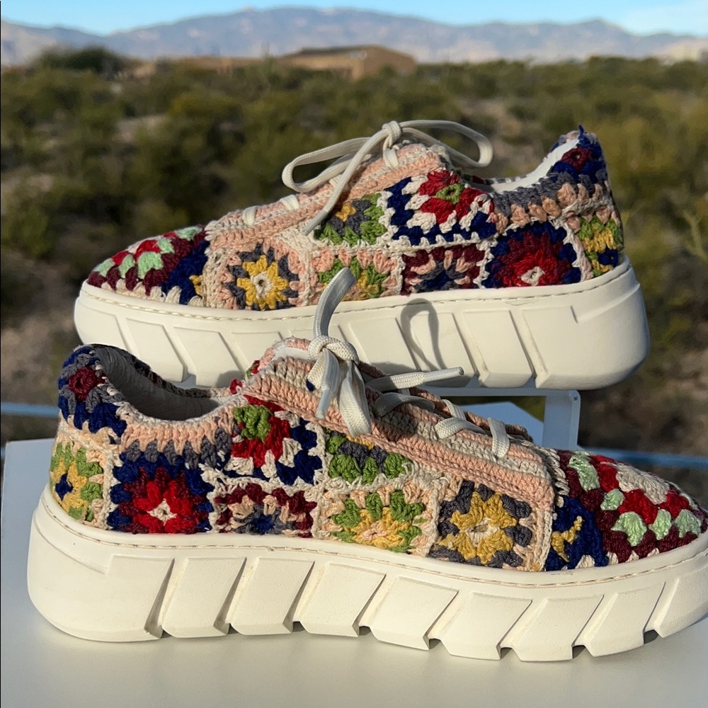 Free People Catch Me If You Can Multicolor Floral Crochet Platform Sneakers - Picture 6 of 12